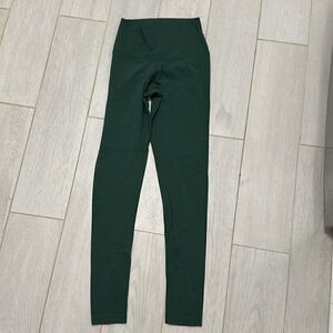 Aritzia green soft new XS legging